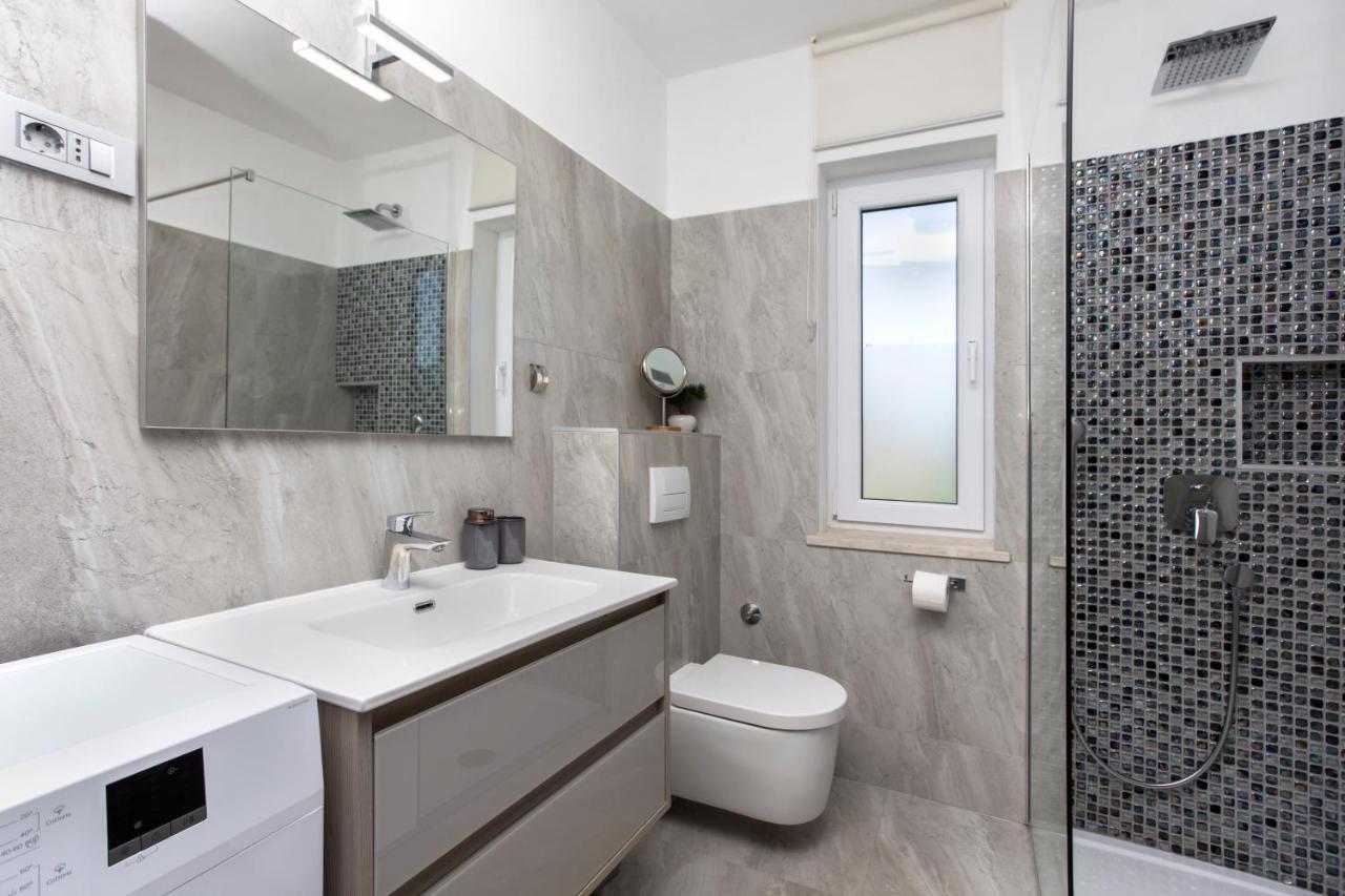 "Andrija" Apartmen'S Banjole Exteriör bild