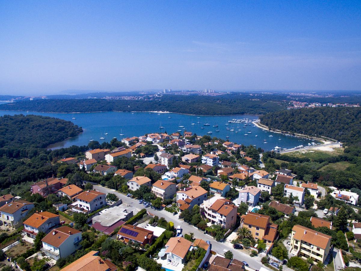 "Andrija" Apartmen'S Banjole Exteriör bild